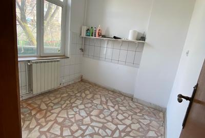 Floreasca Vila D+P+E 8 camere 300 mp - 13