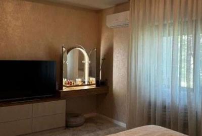 AP LUX, DORMITOR MOCHETA, BALCON TRIPAN, - 1