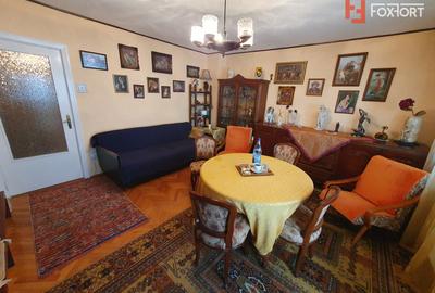 Apartament 3 camere, decomandat, etaj 1, zona Vladeasa - 17