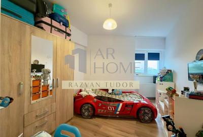 Apartament 4 camere de lux, loc de parcare , Ploiesti , zona 9mai - 5
