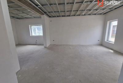 Duplex de vanzare cu 4 camere si teren de 333 mp - Lidl Drumul Boilor - 1