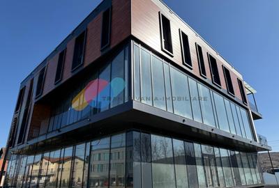 Cladire premium S+P+E+M, 14 locuri parcare, zona Sanicoara - intrare - 1