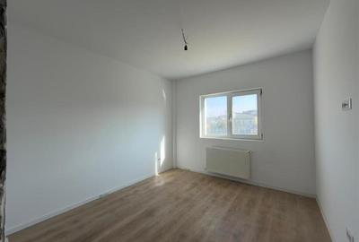 Intabulat! 3 camere,  decomandat, 72mp, Hlincea - 3