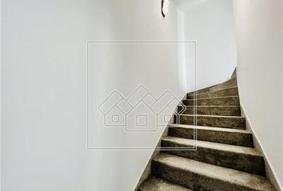 Casa de vanzare in Sibiu - la cheie - 4 camere, 3 bai, terasa - 17