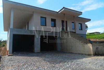 Casa 5 camere de vanzare in Salicea - 1