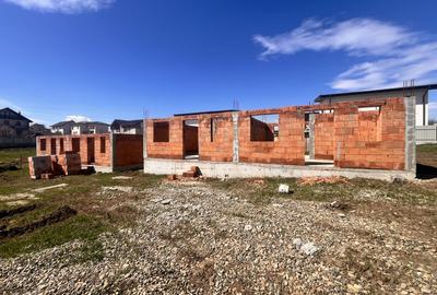 Duplex-uri de Vanzare I Lisaura/Suceava I 110.000Euro - 1