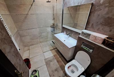 APARTAMENT 5 CAMERE CU SCARA INTERIOARA IN VILA - ANVELOPATA TERMIC ANUL CURENT - 18