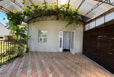 Lugoj, Casa 6 Cam., Teren 511 Mp., Str. Oituz. nr.1 - 31