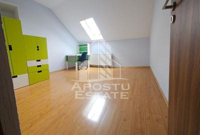Duplex cu 4 camere, 3 bai, garaj, la asfalt,canalizare, Mosnita Noua - 6