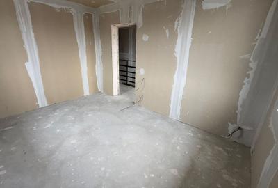 CASA INDIVIDUALA GLINA, INCALZIRE PARDOSEALA, TEREN 325 MP, COMIS 0% - 7