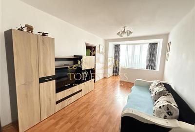 Apartament cu 3 camere circular în Periferie