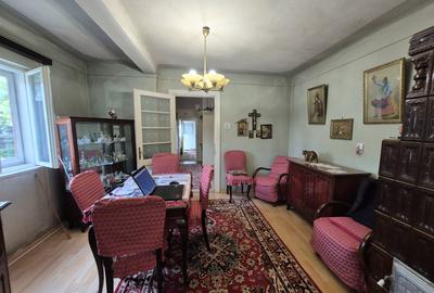 Marriott, vanzare casa si teren 388mp. - 8