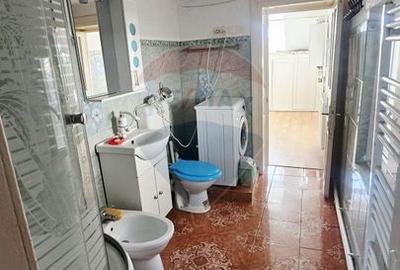Apartament cu 3 camere de vânzare în zona Central - 11