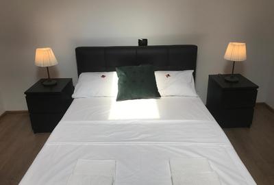 Apartament cu 3 camere decomandat în Centrul Istoric