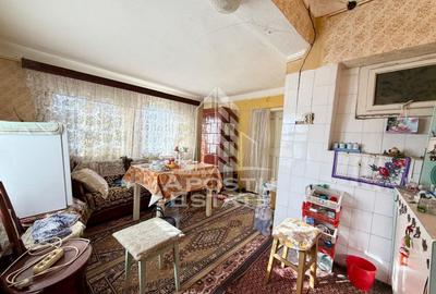 Casa individuala de vanzare, teren 1750 mp, Zona: Sanandrei - 12