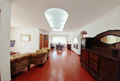 Fundeni | Str.Cuprului | Apartament in vila la etajul2  | curte comuna | parcare - 8