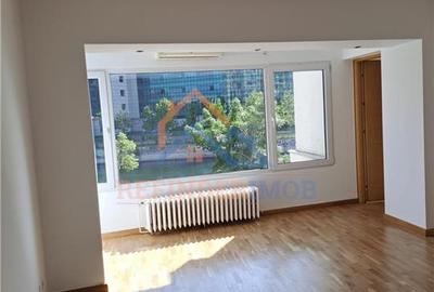 4 camere premium_Unirii_Vedere Biblioteca Națională_Centrală prop - 8