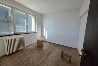 Apartament cu 3 camere de vanzare in zona Grivita - metrou Basarab 1 min. - 13