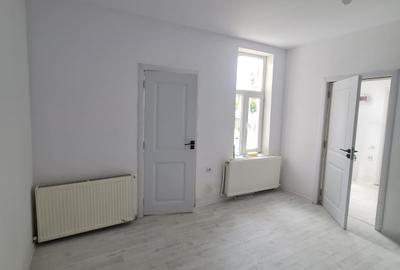 Vanzare casa regim parter, in Galati, langa Spitalul CFR, sup. teren 170mp - 13
