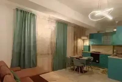 Apartament cu 3 camere semidecomandat, mobilat în Titan