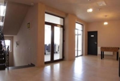 Sinaia-Central,Pensiune de vanzare-18 camere - 2