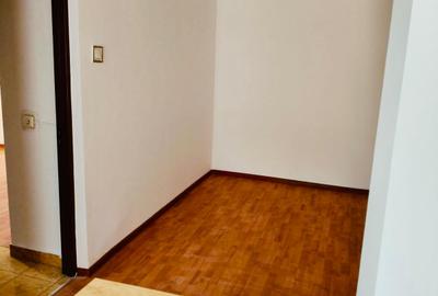Vanzare apartament 4 camere in Micro 39 cu 2 balcoane - 2