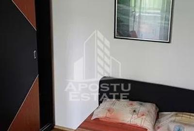 Apartament cu 2 camere, etaj 4 cu acoperis, zona Dacia - 3