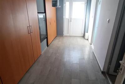 Spatiu comercial 350 mp cu teren 780 mp, pret 14 Euro mp - 4