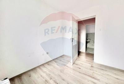 De închiriat spațiu comercial, 175 mp în zona Decebal - 13