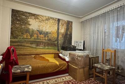 Apartament cu 3 camere decomandat, mobilat în Tătărași