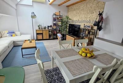 Apartament cu 3 camere decomandat, mobilat în Central