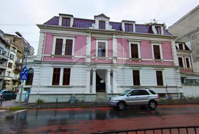 Casă individuală cu 9 camere în Unirii