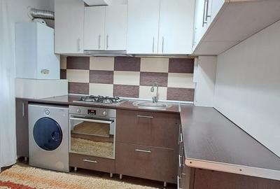 Apartament 2 camere mobilat si utilat, cu parcare inclusa,strada Eroilor, Flores - 5