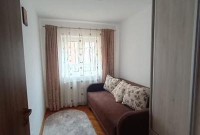 Vând  apartament 3 camere Valea Aurie - 11