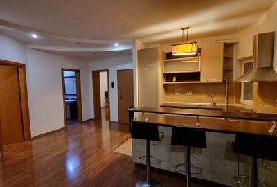 Apartament cu 3 camere, mobilat în Timpuri Noi