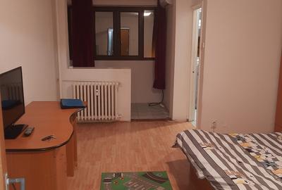 Drumul Taberei - Metrou Favorit - 1 minut, 1/9, 32 mp., mobilata - 1