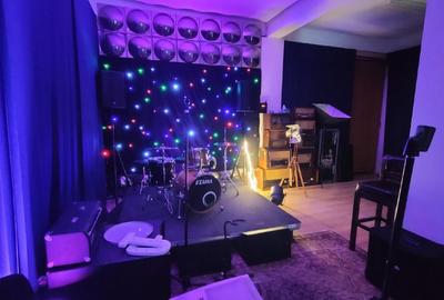 Închiriez școală de arte complet funcțională - 6