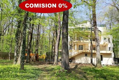 Apartament cu 4 camere decomandat în Băneasa