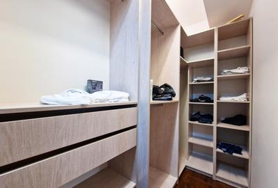 De închiriat Apartament de 3 Camere, Vedere la Mare, în Centru, 180mp utili. - 9