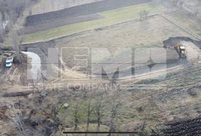 Teren Adancata | 42 Ari | Intravilan - 1