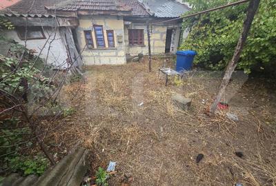Casă individuală cu 2 camere în Brestei