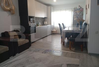 Apartament cu 3 camere semidecomandat, mobilat în Apahida