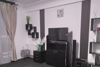 Apartament 2 Camere,Piata Romana,parter/8,DECOMANDAT,Amenajat,centrala,mobilat, - 2