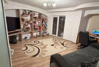 Apartament cu 3 camere decomandat, mobilat în Nord