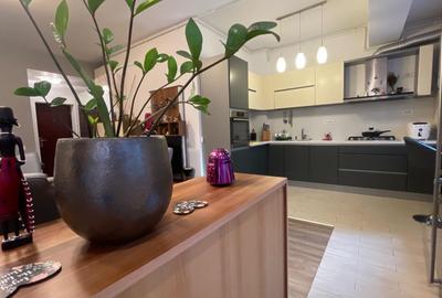 Inchiriere 3 camere - Decebal - bloc boutique - 11