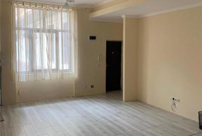 Apartament de 4 camere, finisat, 95mp, zona Centrala - 2