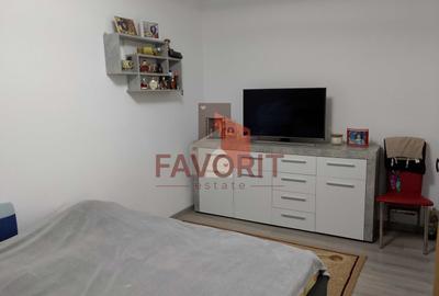Apartament cu 2 camere decomandat în Aradului