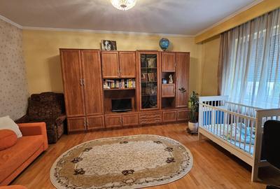 Casa 5 camere 3 bai garaj inchis si teren 700 mp utili in Lazaret - 1