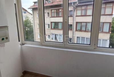 Apartament 3 camere zona Livada Postei - 12
