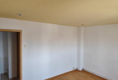 Apartament 3 camere - zona Mall Vitan - 9